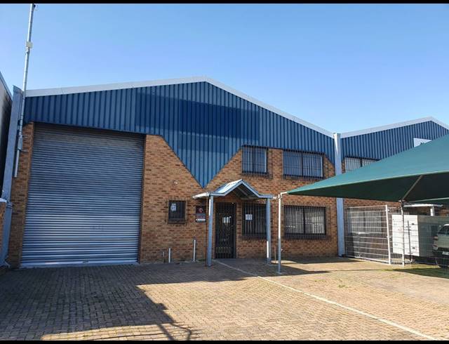 359M² FACTORY RENTED IN SAXENBURG PARK 1